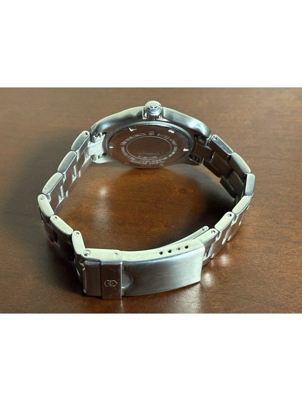 Victorinox Swiss Army Ladies Officer's 1884 Watch 24729 Stainless Date 33mm Runs
